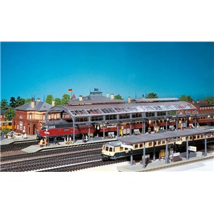 F120180  Hala dworcowa