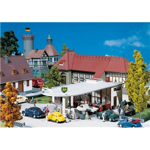 F130347  Stacja paliw BP