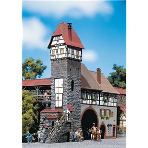 F130402  Stare miasto - wieża mieszk.